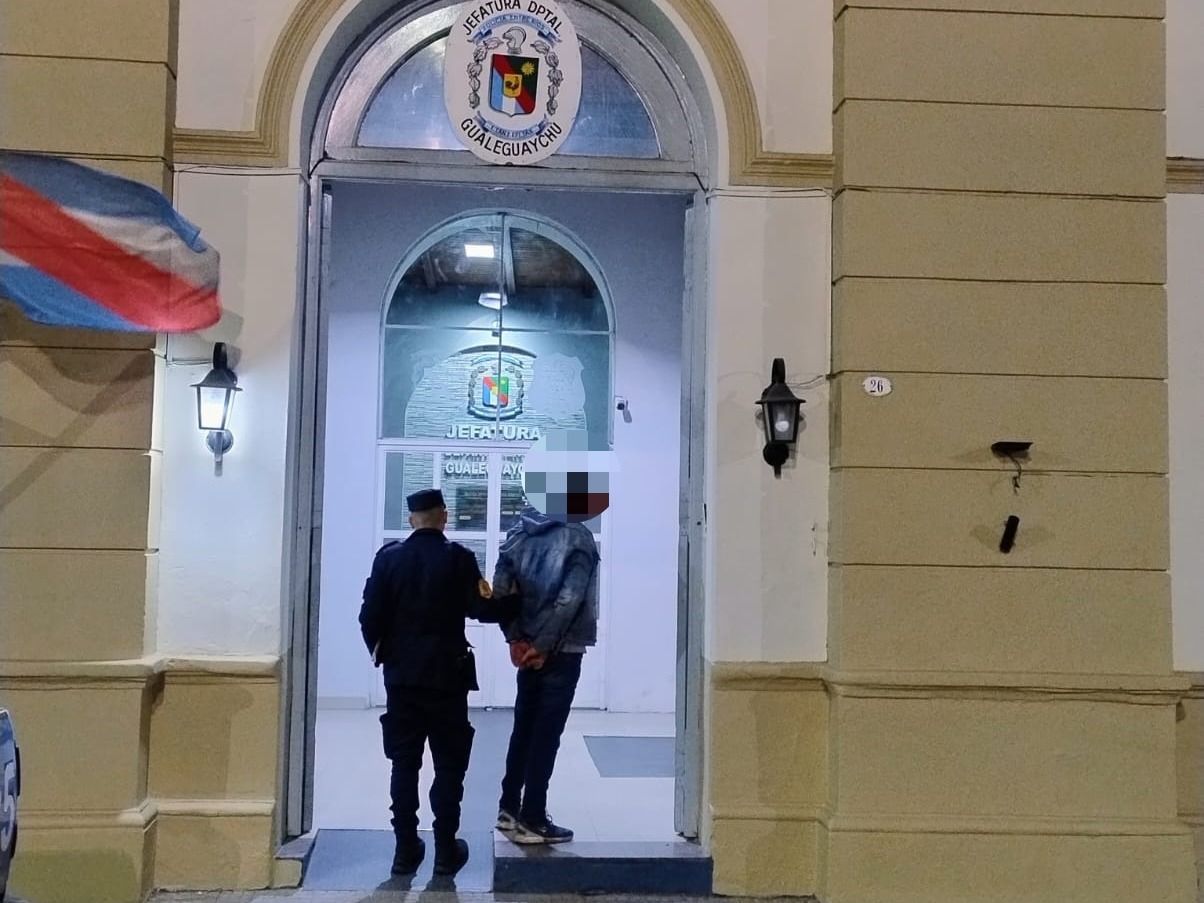 Violó el arresto domiciliario e intentó escapar de la Policía