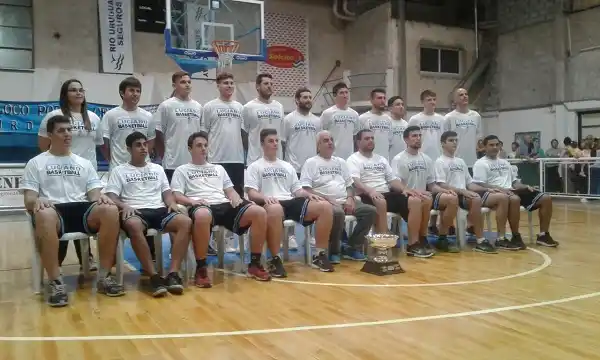 Luciano de Urdinarrain presentó su equipo para la Liga Entrerriana