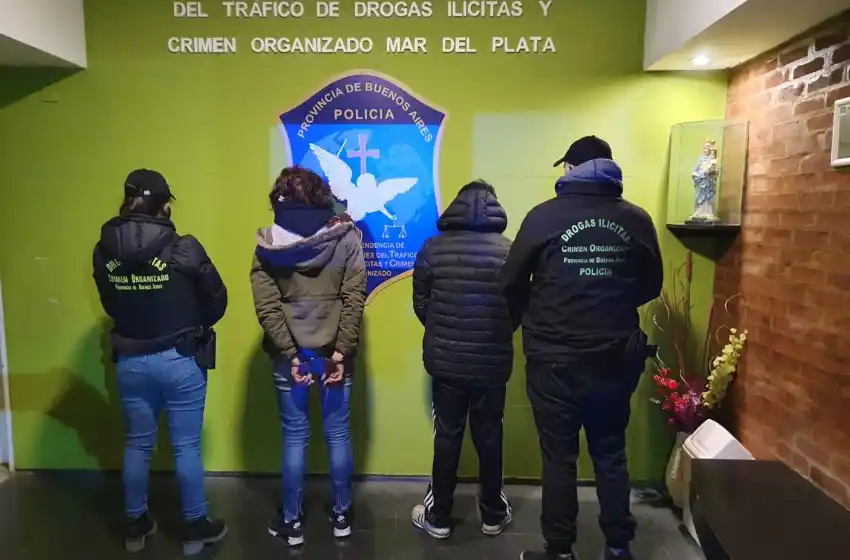 Detienen a una pareja que vendía droga desde una "rotiseria"