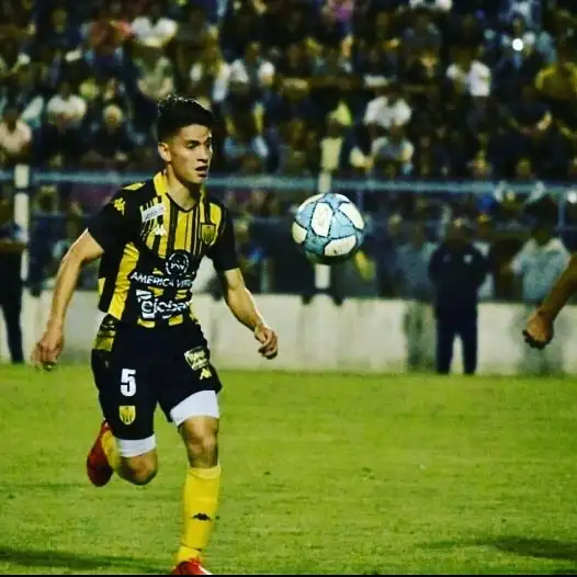 Iturra se desvinculó de Santamarina y continuará su carrera en Chile