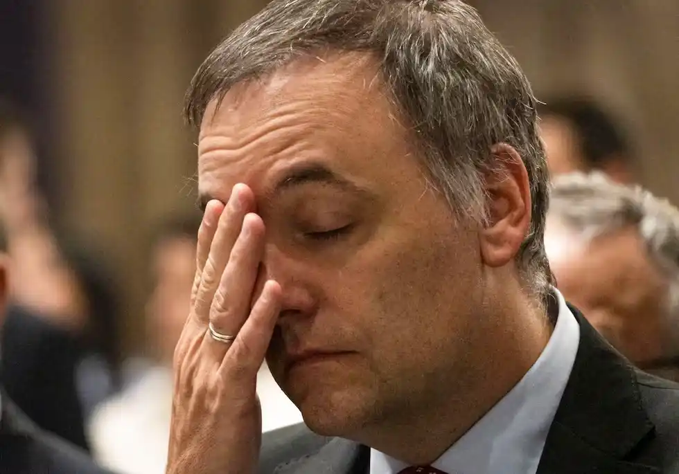 Manuel Adorni resiste el avance de la investigación sobre su patrimonio e intensifica su agenda pública