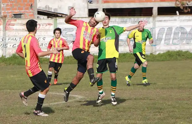 En Villa María, Unión del Suburbio derrotó a Sporting