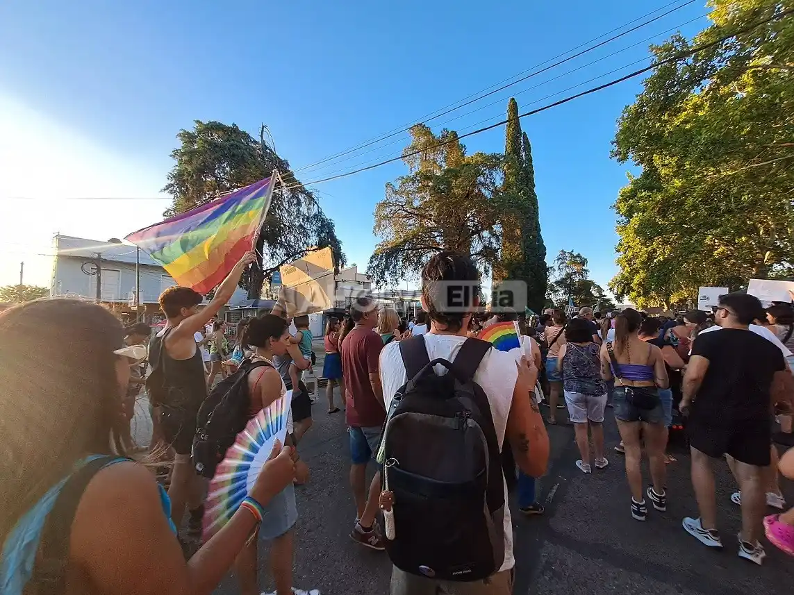 marcha federal orgullo gualeguaychu - 5