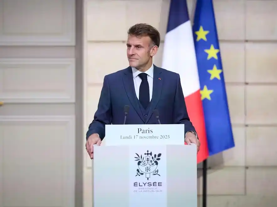 Macron anunció la construcción de un nuevo portaaviones de última generación para las fuerzas armadas francesas