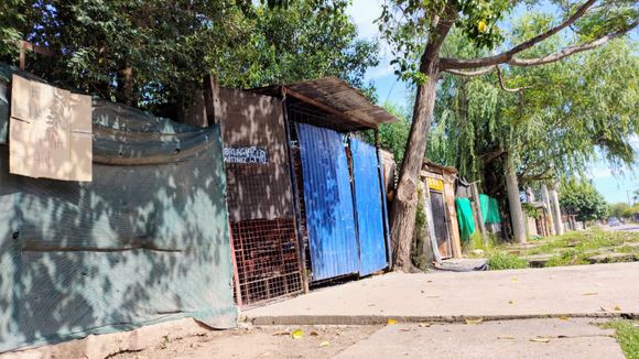 Balearon a un chico de 14 años en la cabeza en zona norte y está grave
