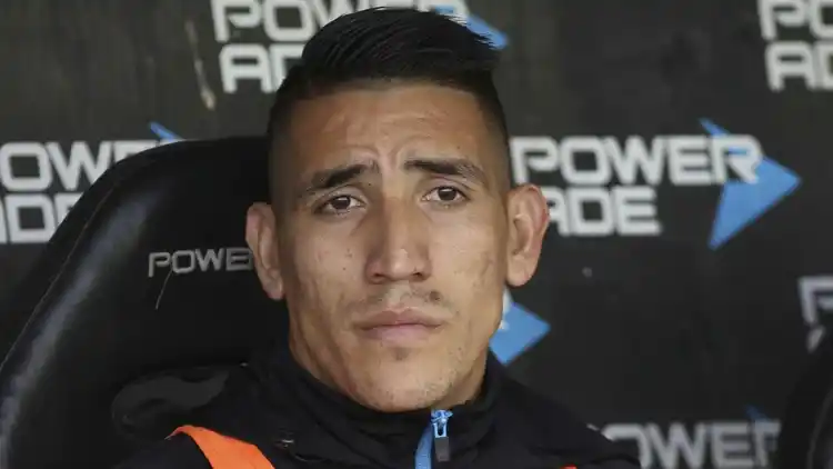 Ricardo Centurión quiso hablar con el "Chacho" Coudet y el técnico se negó a atenderlo