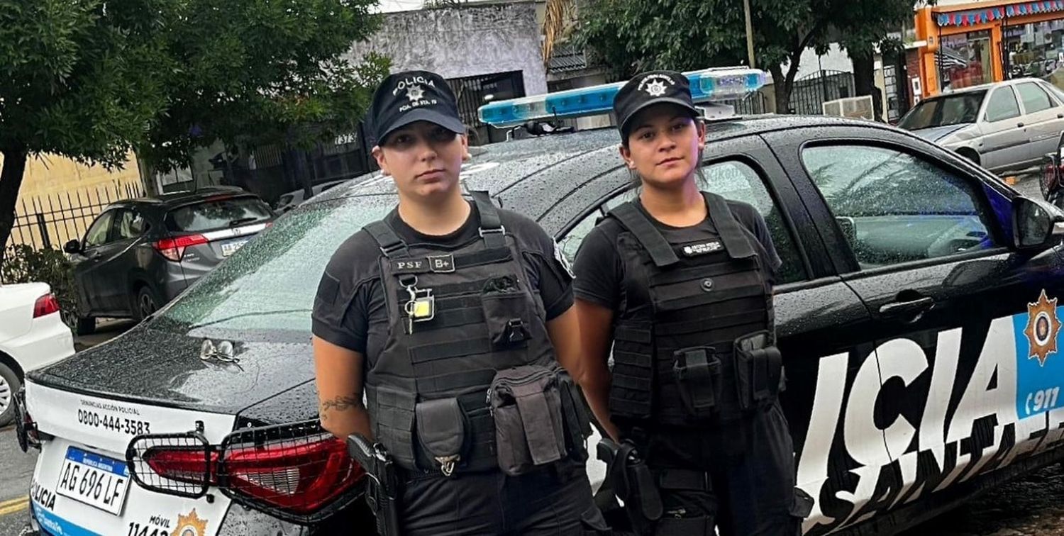 Una bebé había ingerido material tóxico y fue salvada por dos polícias de Santa Fe