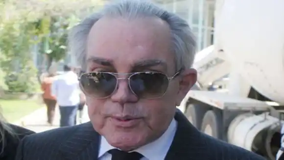 «AMIGOS DE LO AJENO» hackean cuenta de Gilberto Correa