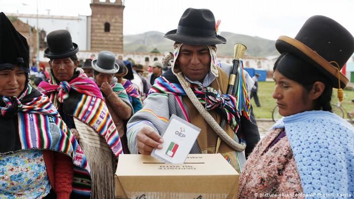 Áñez confirma que promulgará ley para elecciones en Bolivia