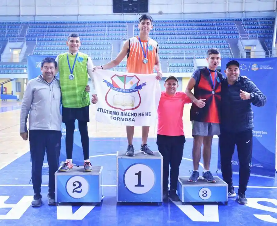 El atletismo sub 17 coronó a
sus campeones provinciales