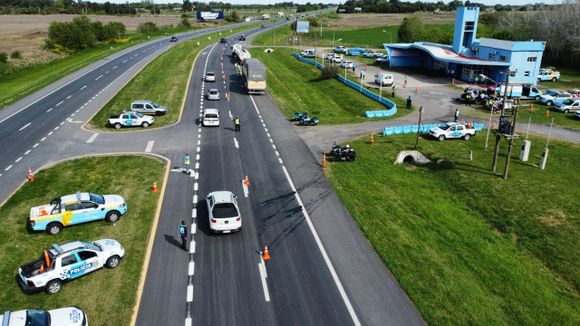 Casi 3500 autos se dirigen hacia la Costa