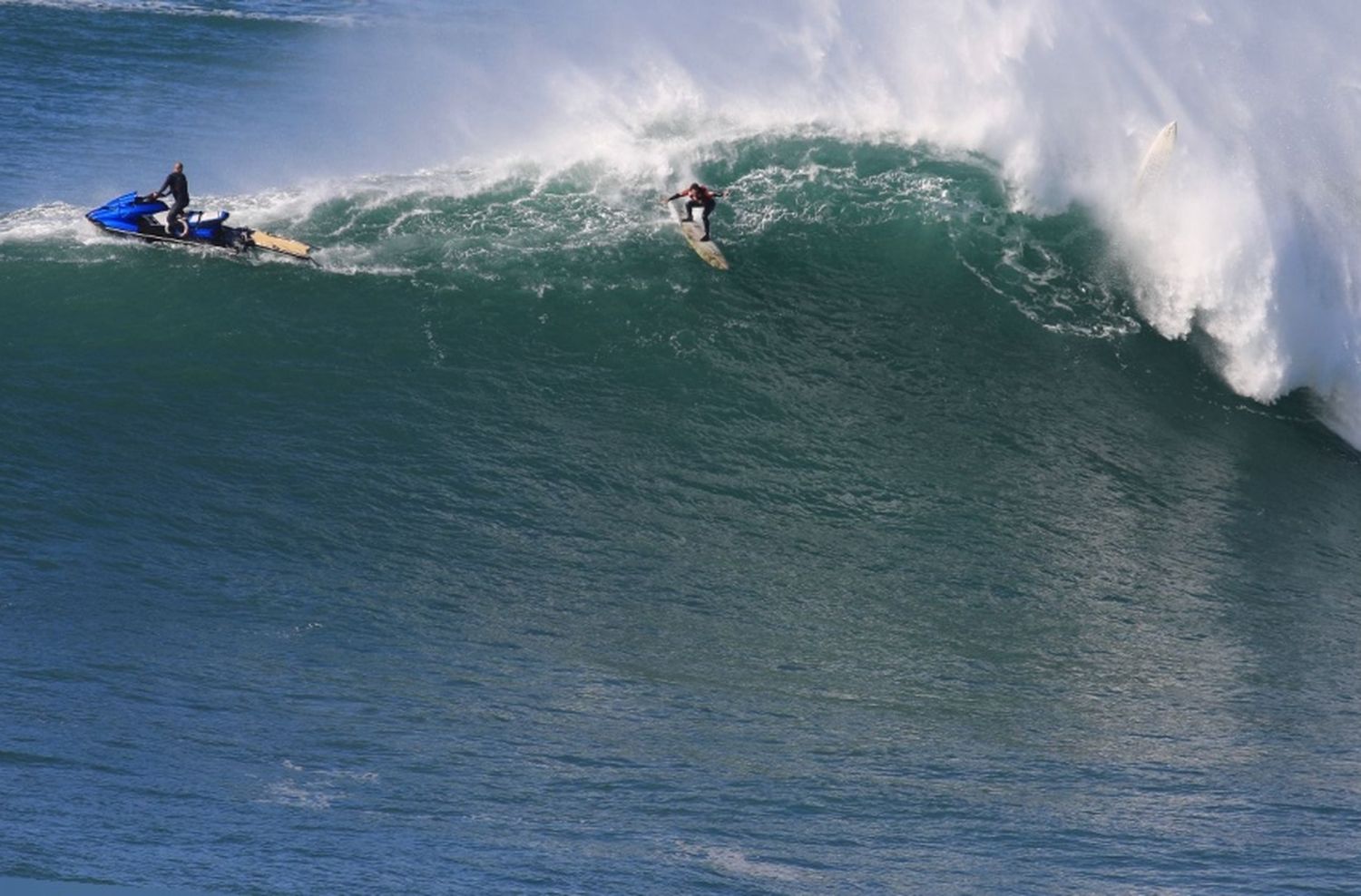 Surfista marplatense fue convocado para el mundial de olas grandes en España 