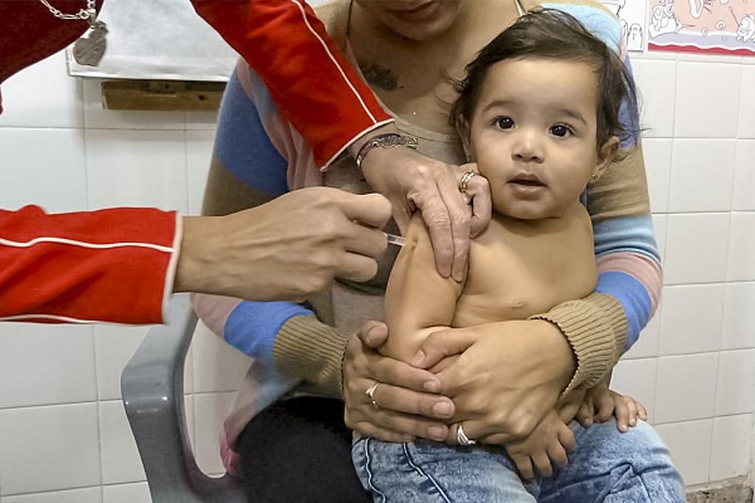 Sarampión y rubéola: en cuatro semanas deberán ser vacunados 36 mil chicos