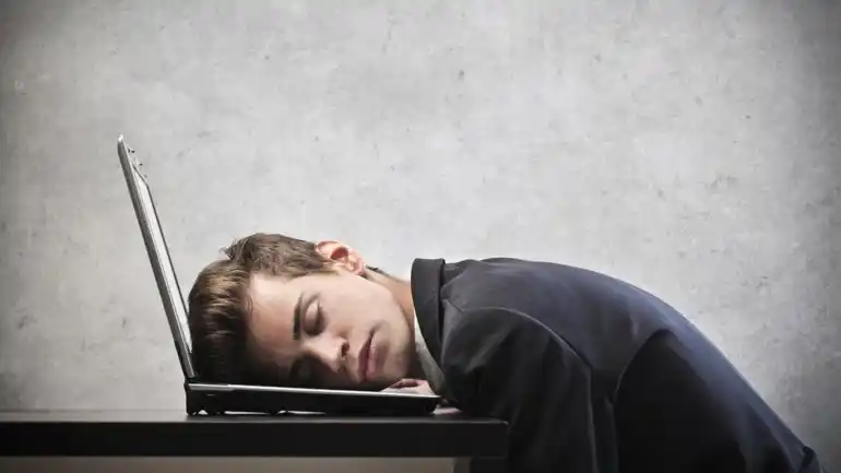 Sueño en el trabajo: alimentos que hay que evitar