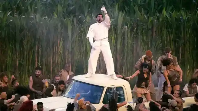 Bad Bunny hizo historia en el Super Bowl 2026 con un impactante show de medio tiempo