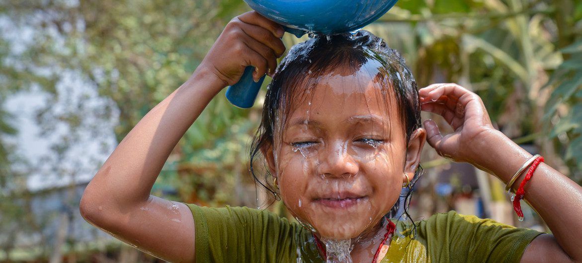 AGUA: 2000 millones de personas la carecen