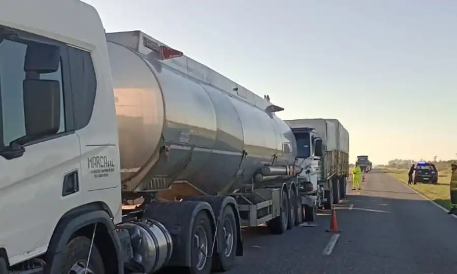 Un choque entre dos camiones en la RN 34 dejó un herido: el tránsito fue parcialmente interrumpido