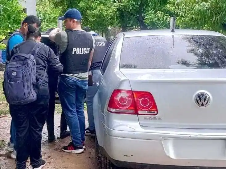 Detuvieron a un descontrolado sujeto que realizó 
desmanes en Laguna Blanca y Riacho He-Hé