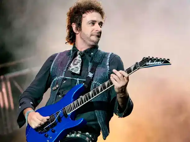 Gustavo Cerati, en el regreso de Soda Stereo en River Plate.