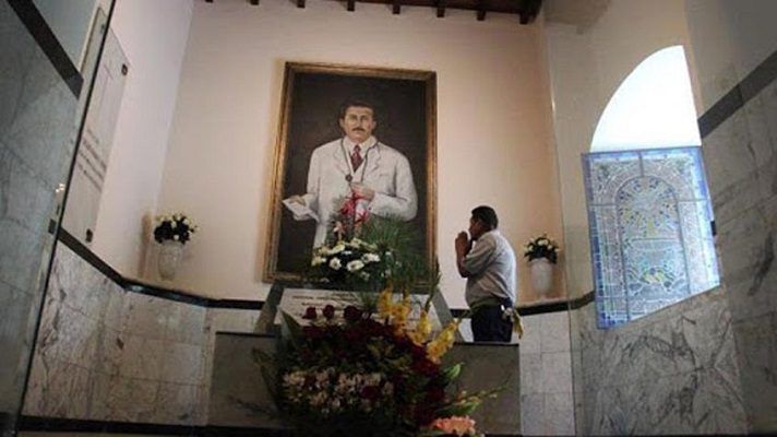 La clavícula derecha del doctor José Gregorio Hernández es la reliquia que llevarán a El Vaticano