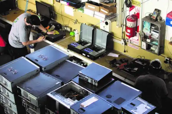 Taller para recuperar y mantener equipos informáticos en Rafaela