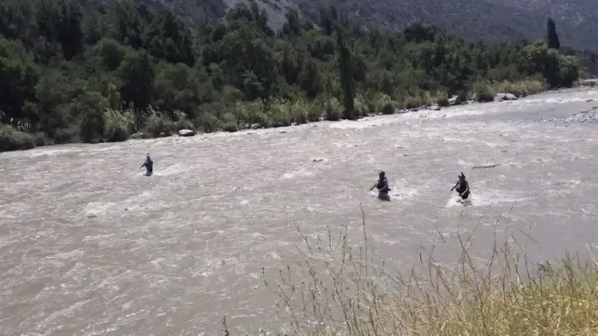 Joven venezolana falleció en Chile tras caer a un río