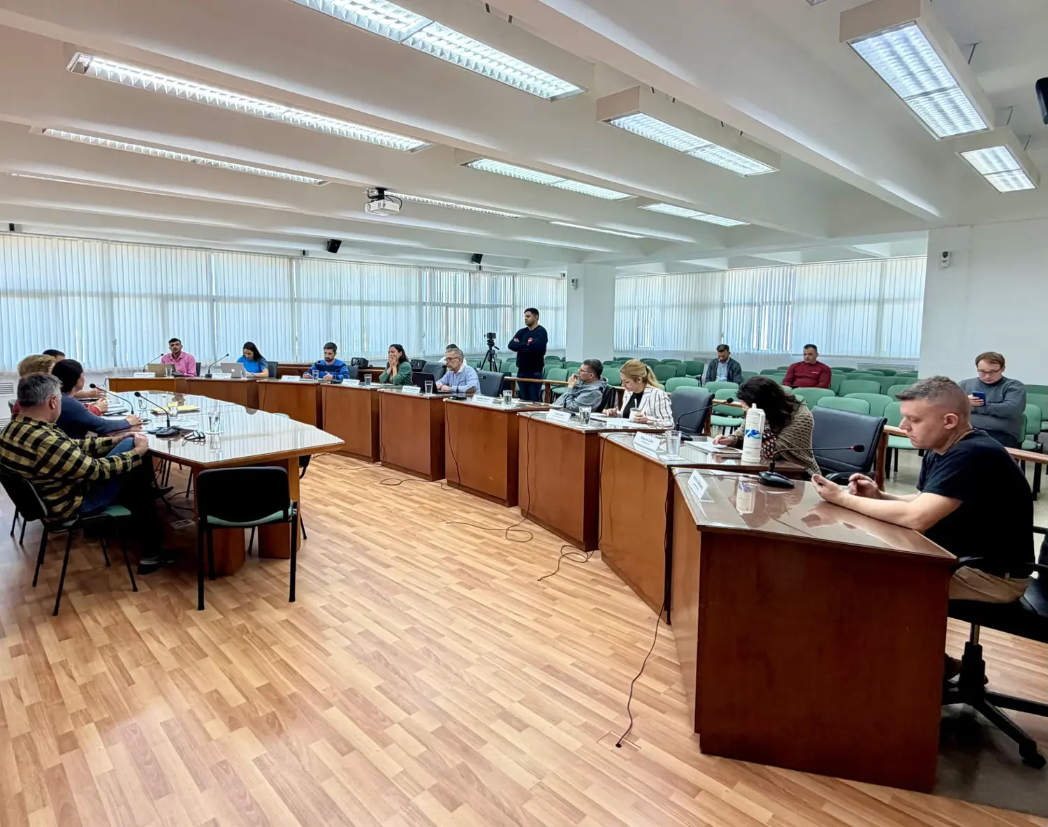 Emilia Vidal se presentó en el Concejo para brindar precisiones sobre dos convenios urbanísticos