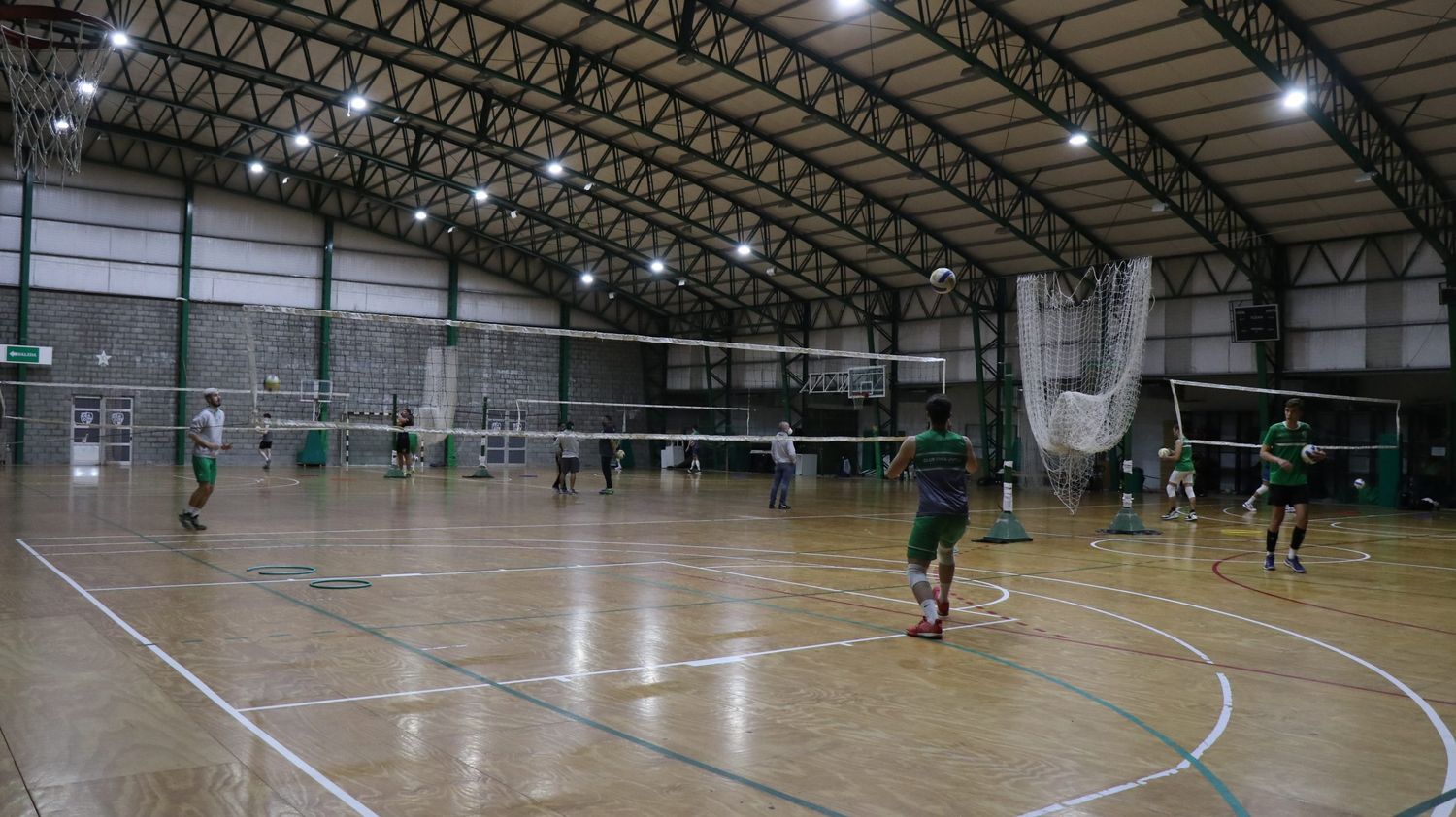 Once Unidos empezó a entrenar con pelota