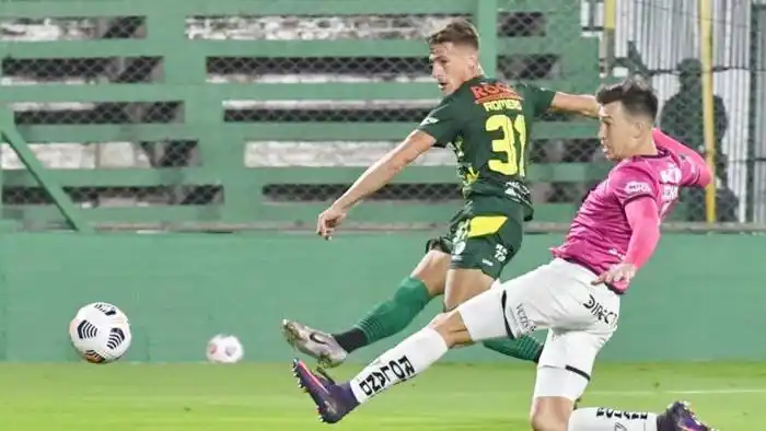 En un partido histórico por la presencia de una terna arbitral femenina, Defensa y Justicia igualó con Independiente del Valle