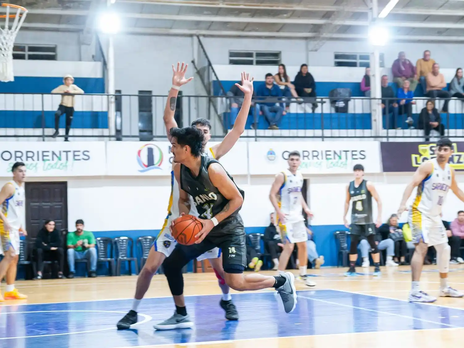 Sarmiento cayó en su visita a
San Lorenzo de Monte Caseros
