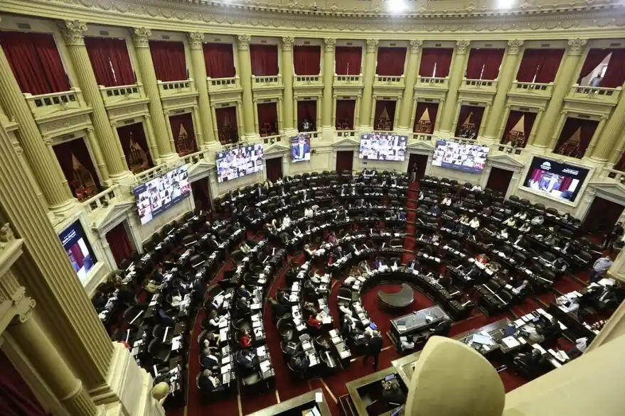 En una maratónica sesión, buscan avanzar con la reforma al impuesto a las ganancias