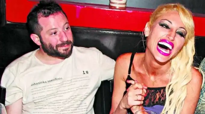 El novio de Vicky cuenta su verdad sobre las denuncias de su ex 
