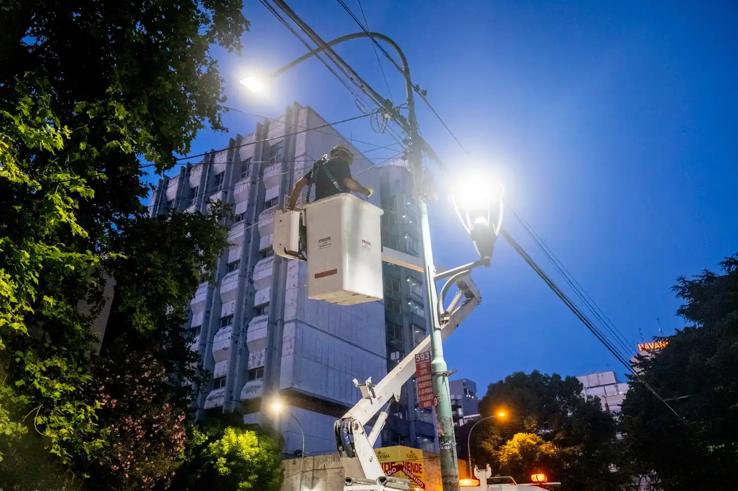 El objetivo de la acción es mejorar la iluminación, reforzar la seguridad y optimizar el uso de la energía.