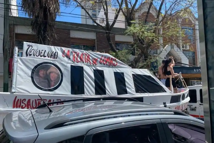 VIDEO | "El Bandido" de Insaurralde recorrió las calles de Buenos Aires y fue totalmente viral