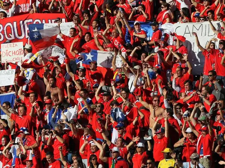 Los hinchas chilenos no quieren que Argentina vuelva a salir campeón y eligieron a su candidato