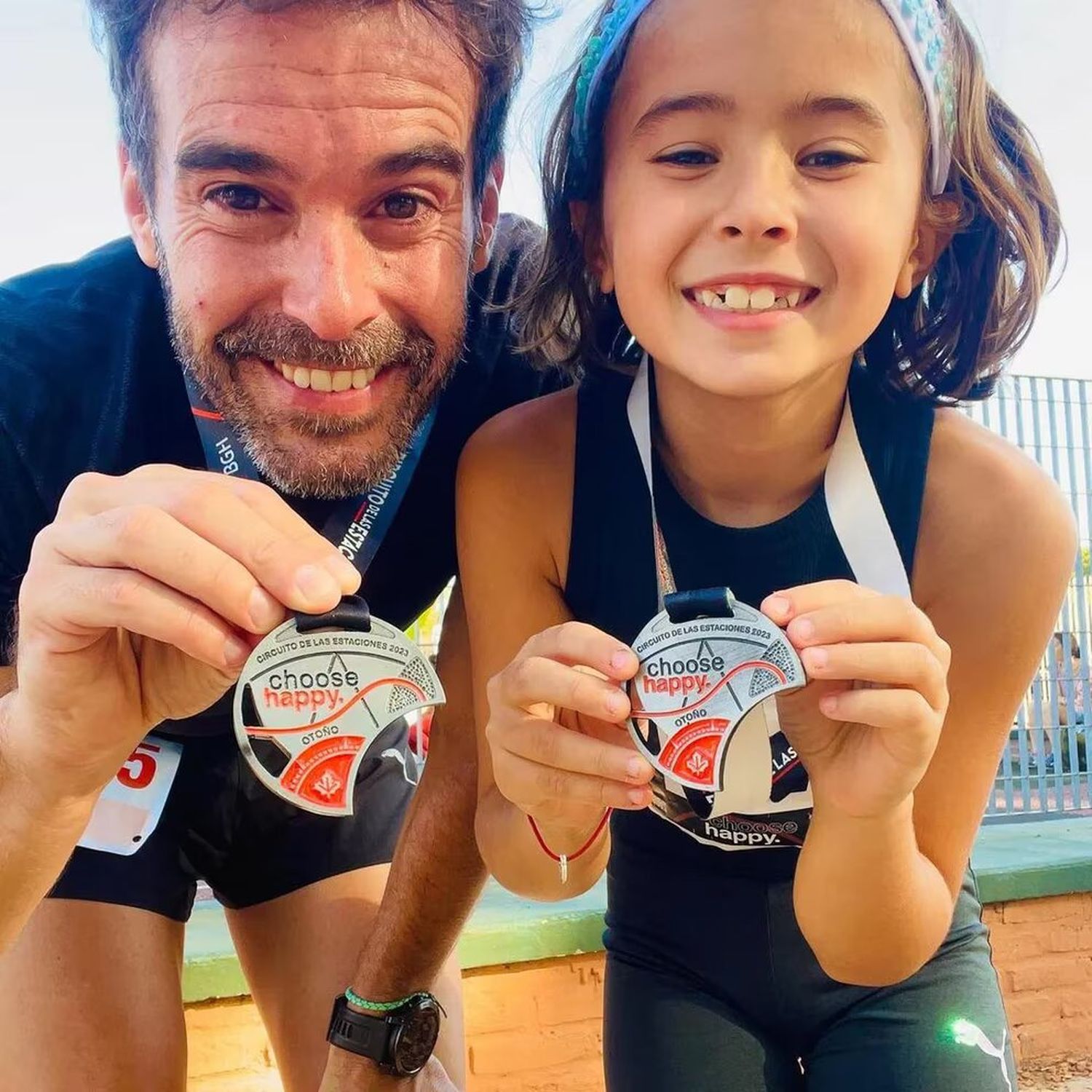 Nicolás Cabré y su hija Rufina corrieron su primera maratón juntos