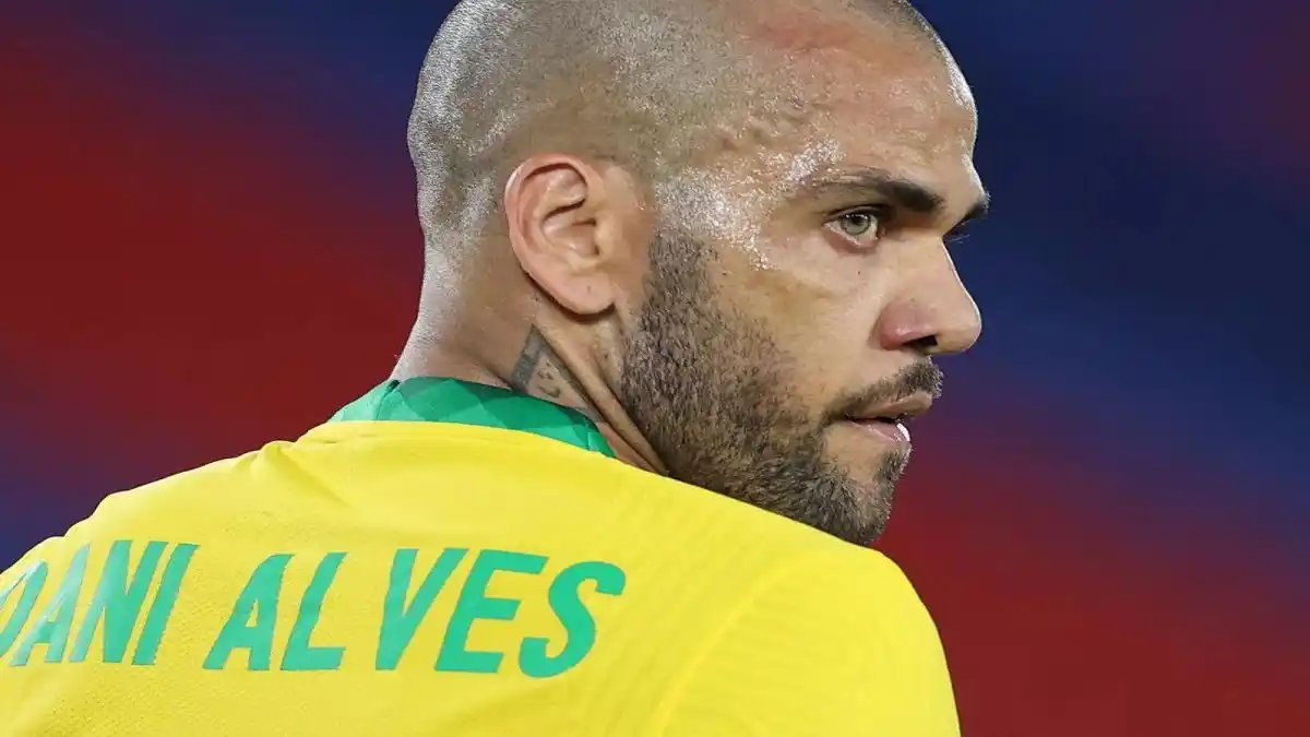 Investigan al futbolista DANI ALVES por presunta agresión sexual en España
