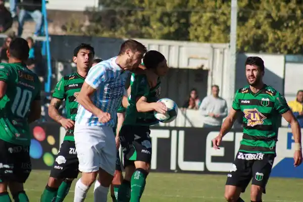 Emiliano Capella: “Estoy convencido de que vamos a mantener la categoría”
