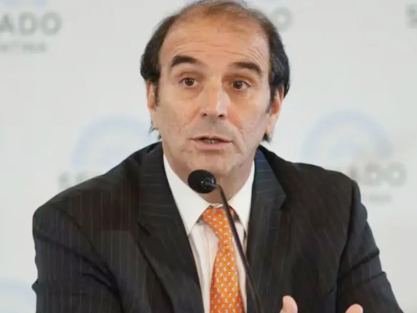 García Mansilla se baja de la Corte tras el revés en el Senado