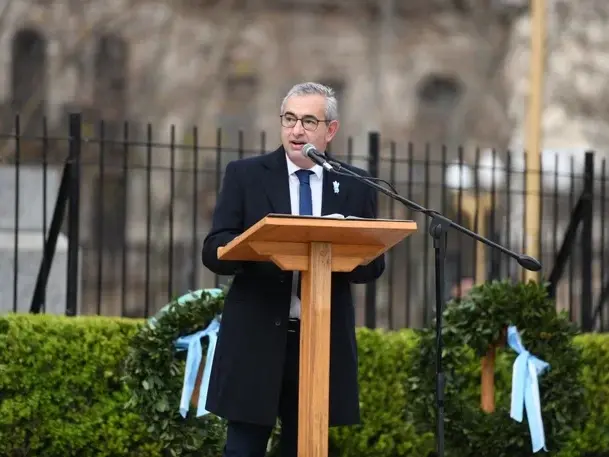 Javkin encabezó el acto por el aniversario del paso a la inmortalidad de José de San Martín