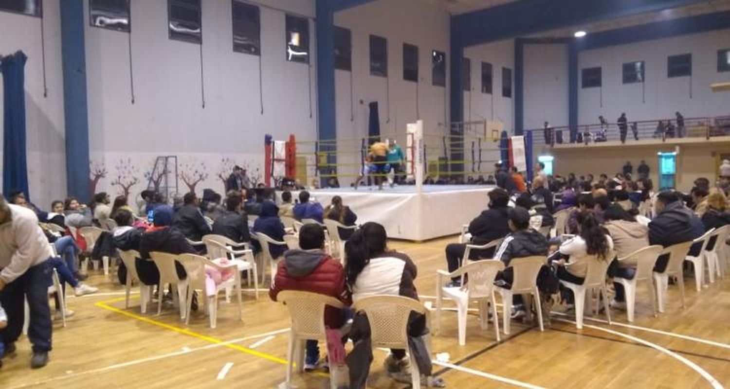 Martín Gutiérrez  noqueó a Ariel Soto