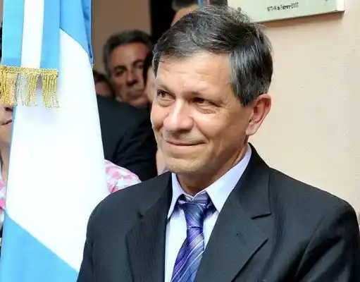 Báez: “Urribarri gobierna con la Constitución y con las leyes vigentes”