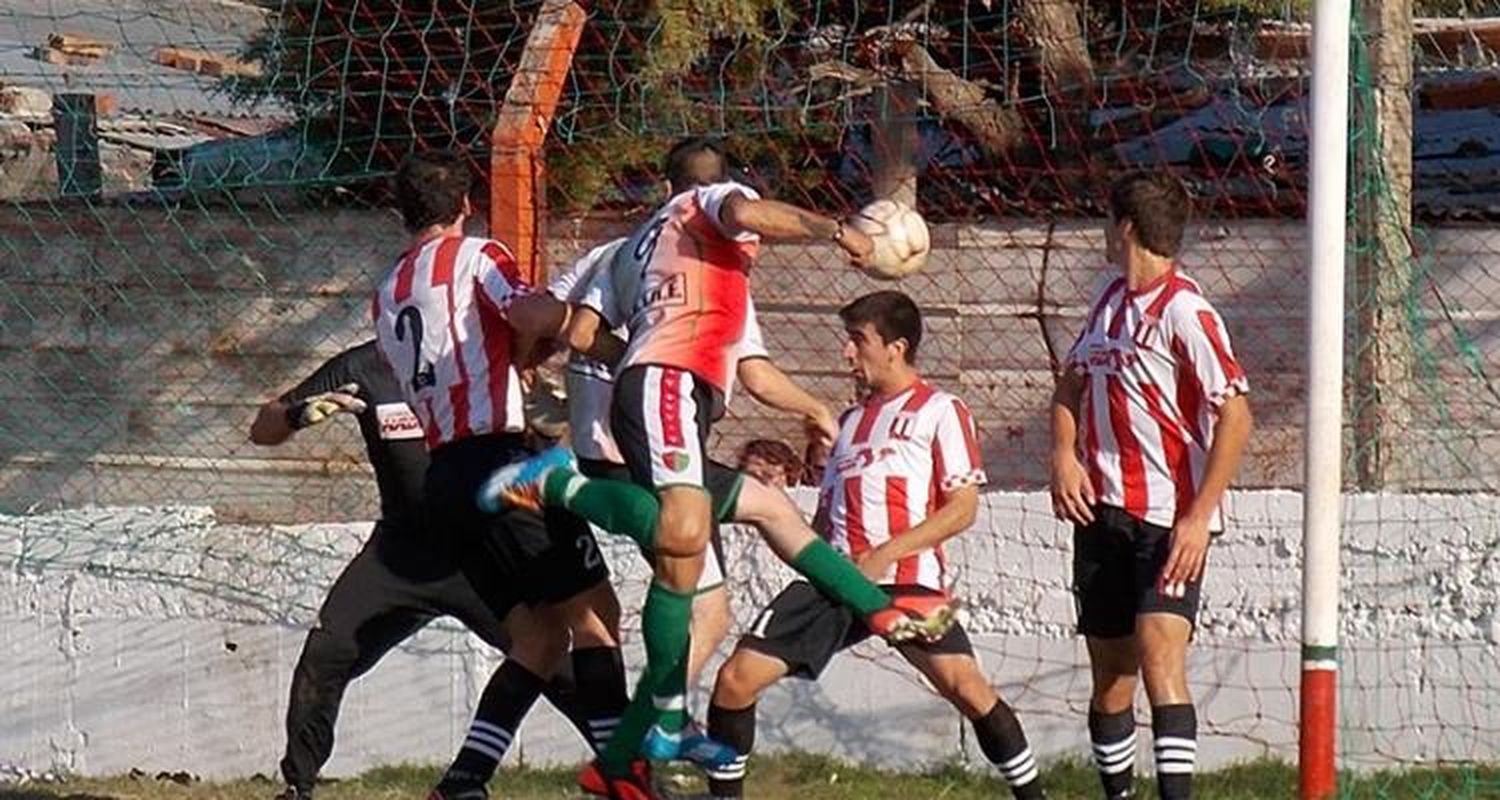 Defensores ganó  y lidera el grupo “C”