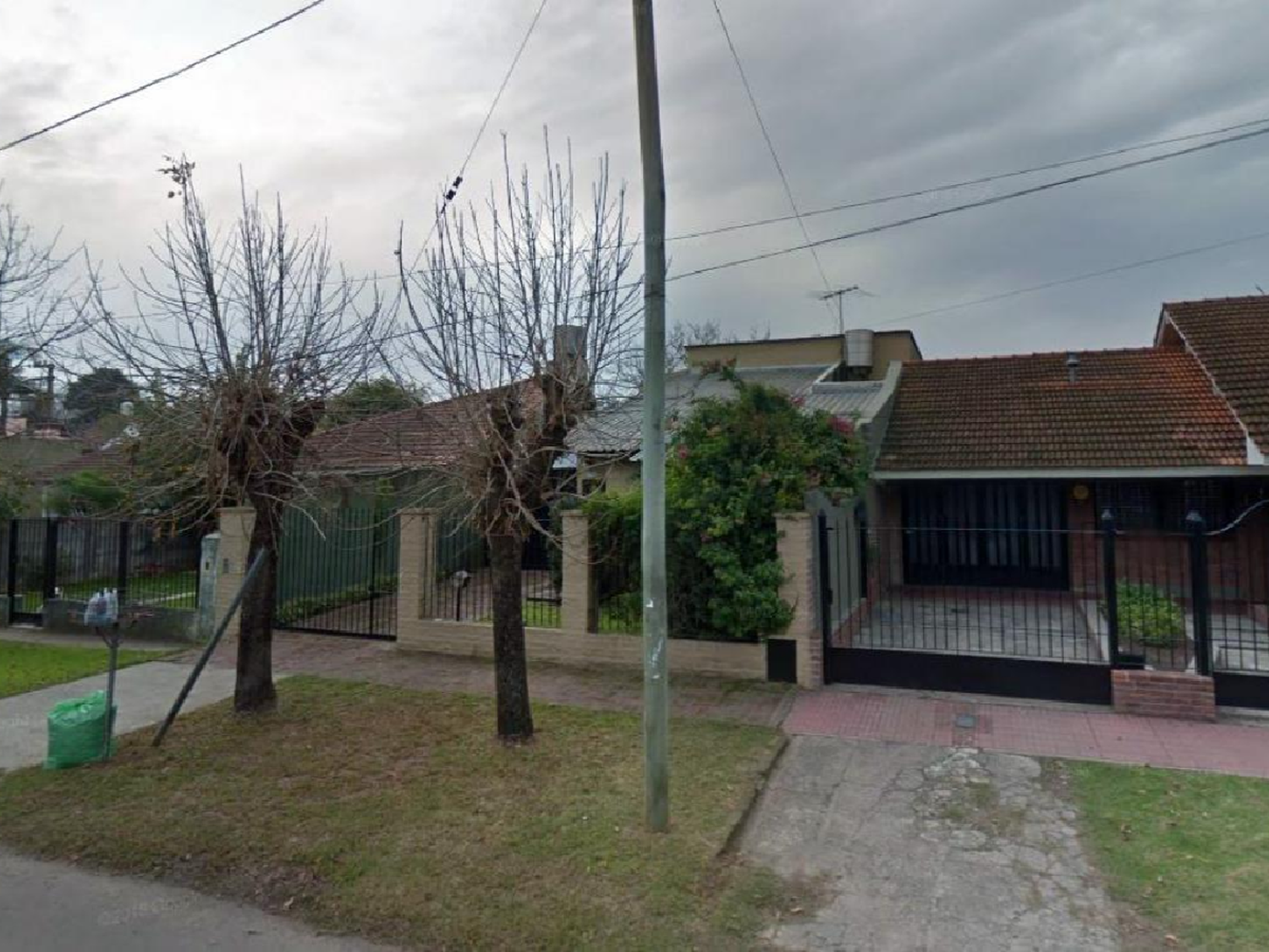 Una familia resistió a los tiros una entradera y mató a dos ladrones