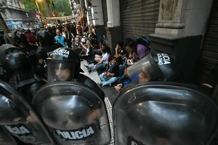 Hay periodistas heridos y un fotógrafo en grave estado