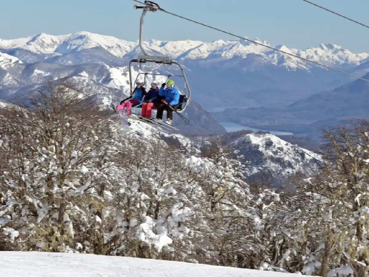 Nuevo récord histórico: se movilizaron 2,3 millones de turistas para estos feriados