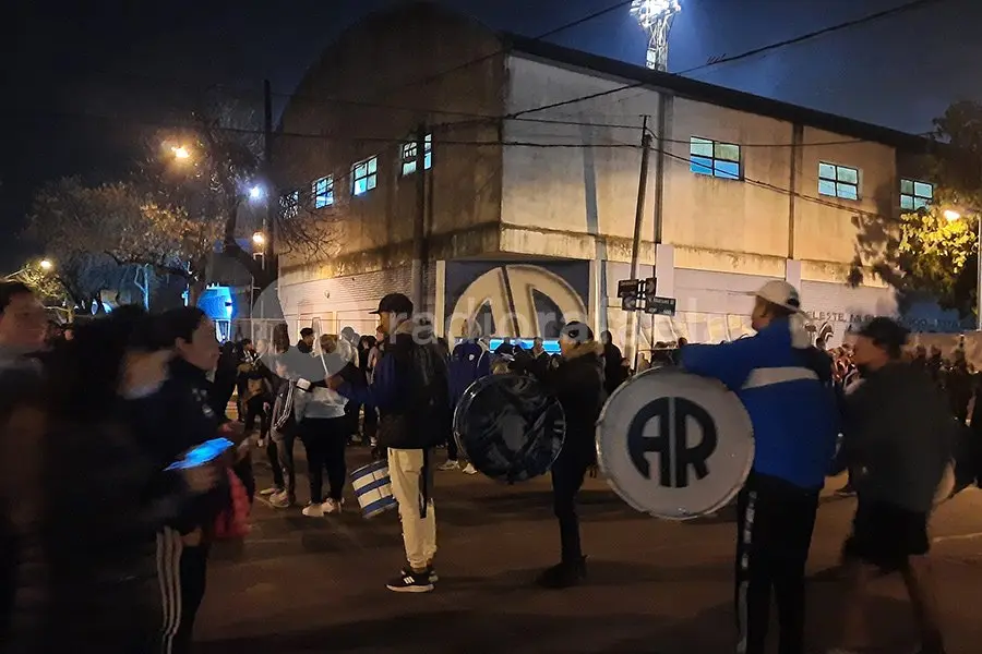 Ya se vive la previa de Atlético y Colón de Santa Fe por la Copa Santa Fe