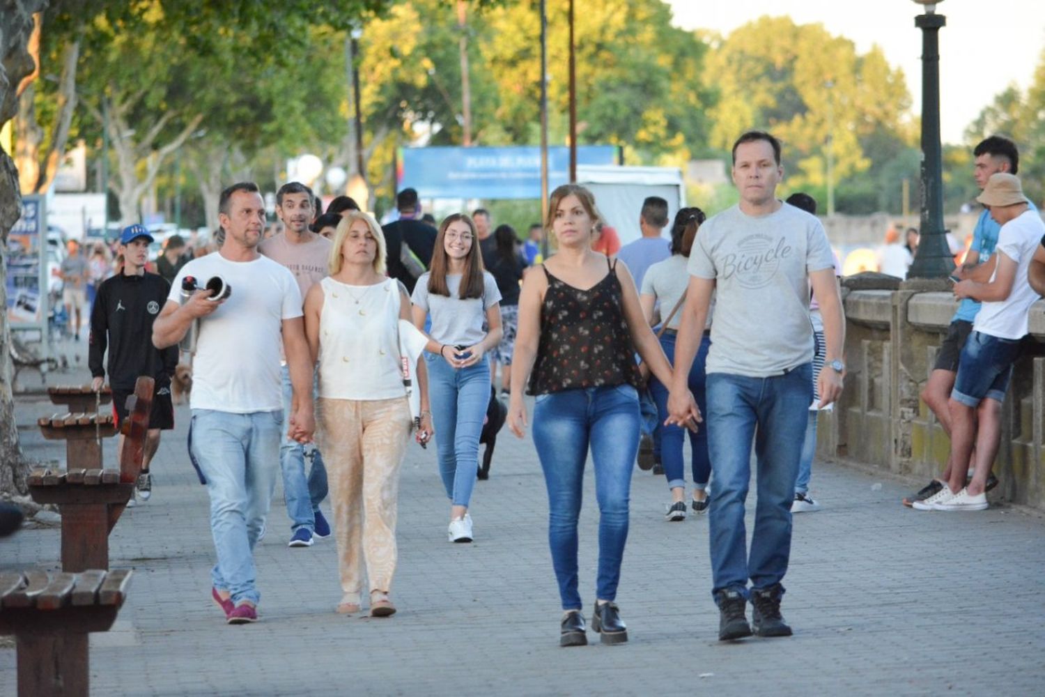 Las temperaturas siguen en ascenso y sin lluvias: el pronóstico del tiempo para esta semana