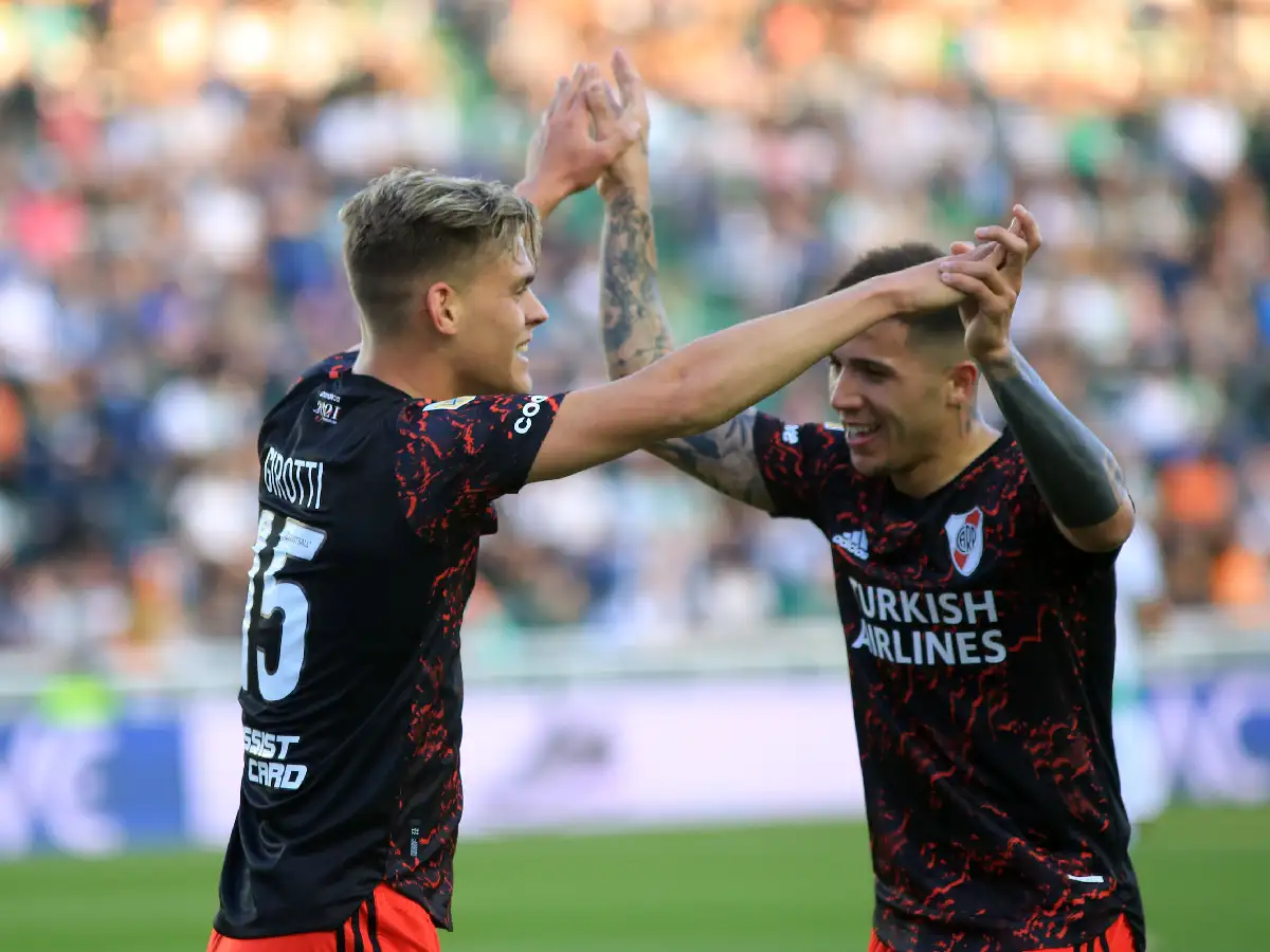 River se hizo fuerte en cancha de Banfield