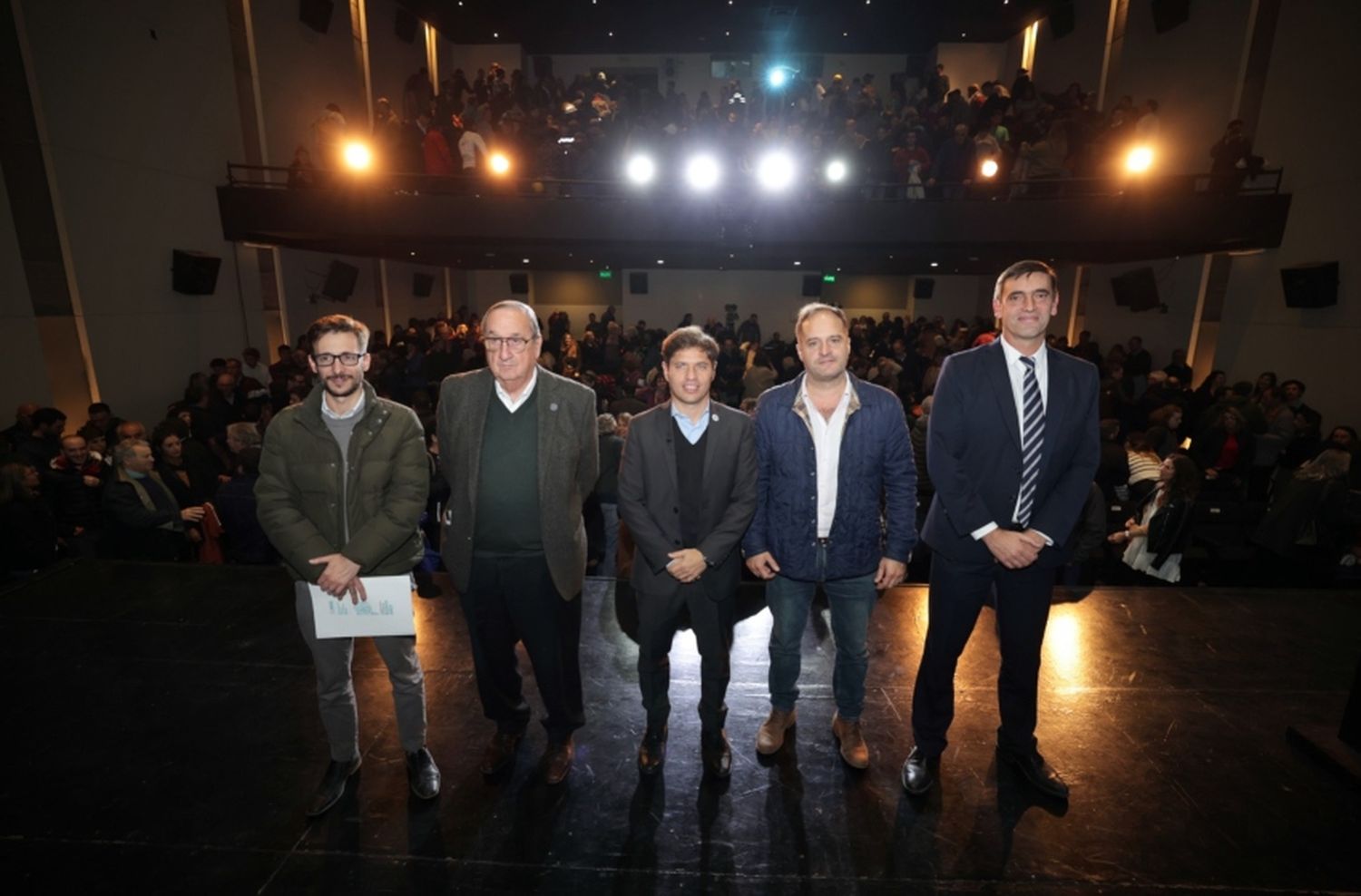 Kicillof en Tandil con Lunghi: lanzó proyecto urbanístico e inauguró el Jardín de infantes 158 de su gestión